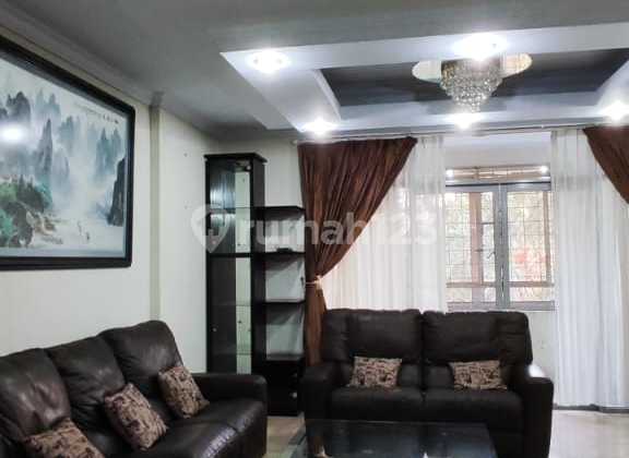 Jual Cepat Apartemen Mangga Dua Full Furnished 1