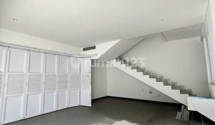 Rumah Mewah Bonus Kolam Renang di Perumahan Sunter Paradise 2, Jl. Sunter Permai Raya, Sunter Agung, Tanjung Priok, Kota Jakarta Utara, DKI Jakarta, Indonesia, 14350, Sunter 2