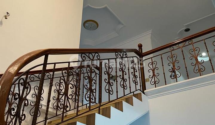 Rumah Bagus Lebar 12 Meter SHM