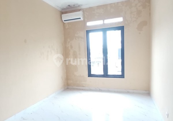 Hunian Modern 2 Lantai Didalam Perum Lokasi Strategis & Nyaman, Sariharjo, Ngaglik, Sleman 2