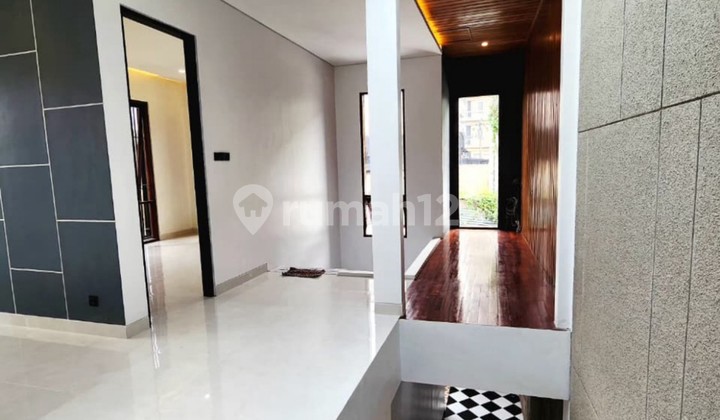 2-story house in a strategic housing location in Seturan Caturtunggal area, Depok, Sleman 2