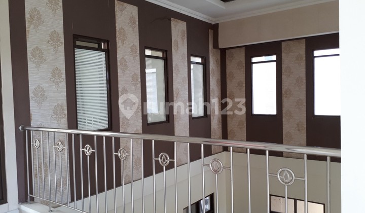 Rumah 2 Lantai Dalam Perum Shangrila Lokasi Dekat Jogja City Mall 2