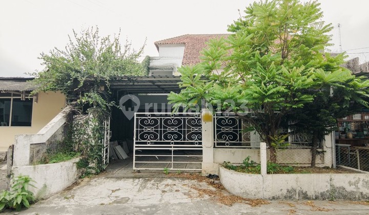 Investasi Rumah 249 Meter Persegi, Lokasi Dekat Hotel Hyatt, Sariharjo, Ngaglik, Sleman