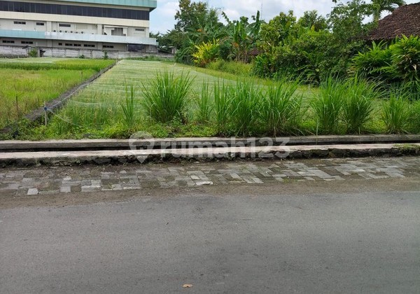 Dijual / Disewakan Tanah Strategis 979 Meter Persegi Dekat Wedang Kopi Prambanan di Maguwoharj, Depok, Sleman