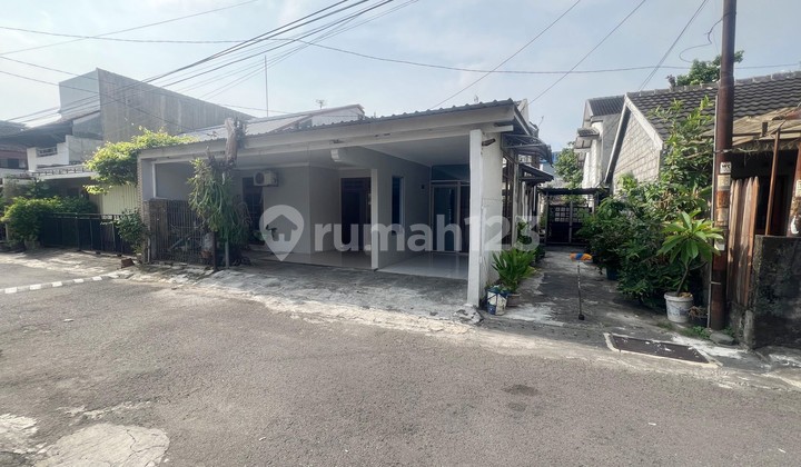 Rumah Lokasi Premium & Strategsi Dalam Perum Dekat Kampus YKPN dan UPN