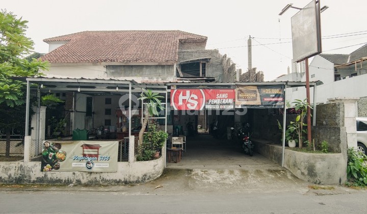 249 Square Meter House Investment, Ideal for a Cafe Location Near Hyatt Hotel, Sariharjo, Ngaglik, Sleman