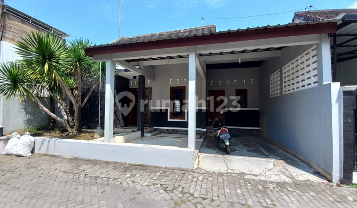 RUMAH SIAP HUNI DI KOMPLEK AYODHYA CITRA MAGUWO