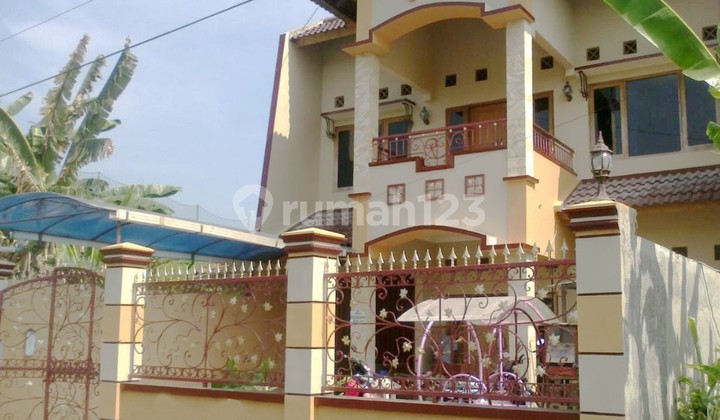 5 Bedroom House Behind Hyatt on Palagan Street, Ngaglik, Sleman