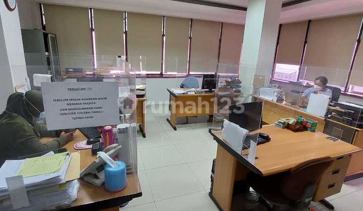 Ruko Bagus Gandeng Di Roxy Mas