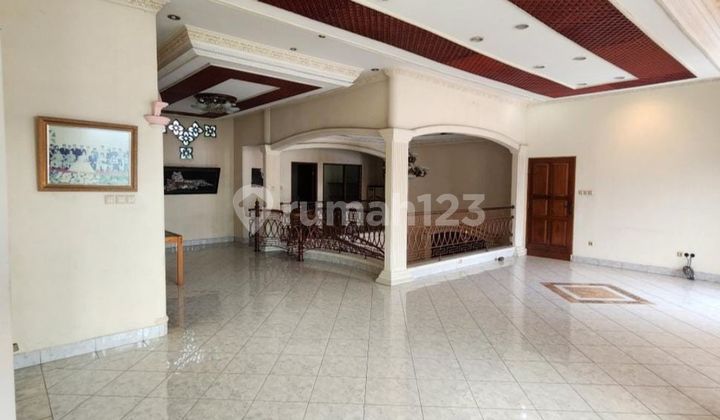 Dijual Cepat !! Rumah Mewah Siap Huni Taman Ratu - Jakarta Barat 2