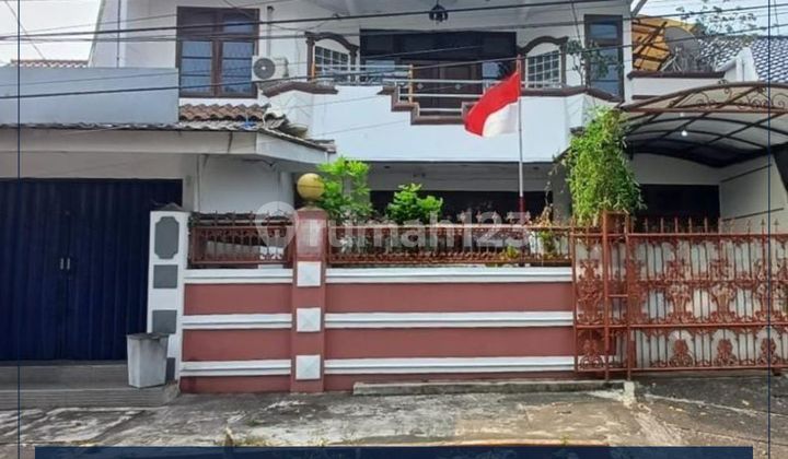 For Quick Sale !! Ready-to-Occupy Residential House in Tanjung Duren - West Jakarta 1