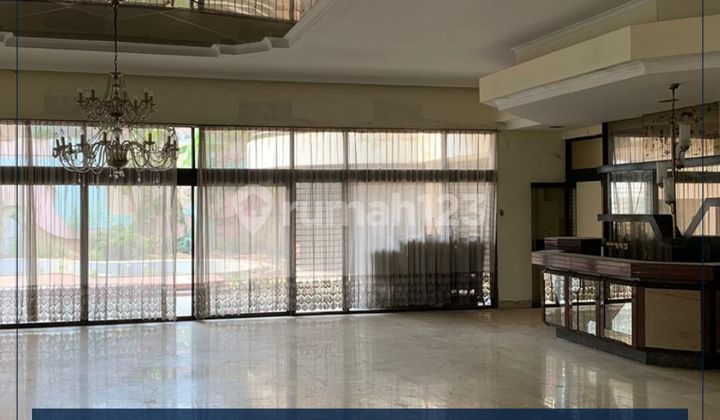 Dijual Rumah Hitung Tanah Lokasi Menteng Cocok Rumah di Menteng SHM