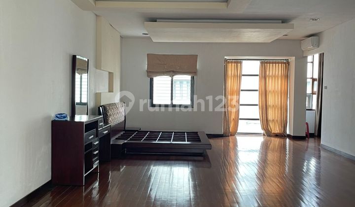 Di Jual Town House Springhill Kemayoran Rumah SHM