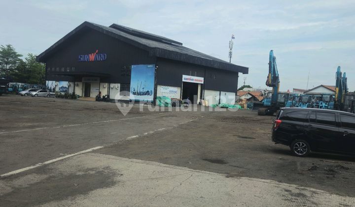 Large Warehouse and Land Large Warehouse and Land