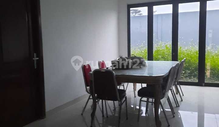 Rumah Bsb Bagus Dan Terawat Yang Nyaman Untuk Keluarga Anda 1