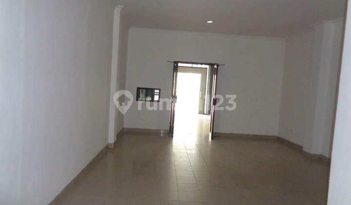 For Rent Office / Shop House in Commercial Zone, Ready to Occupy, Suitable for Any Business in Matraman