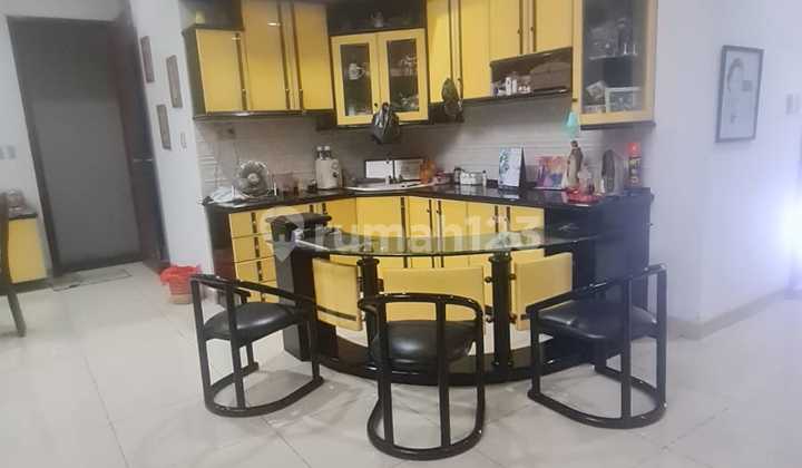 Disewakan Rumah Super Strategis Dijln Arteri Cocok Utk Klinik Kecantikan,Salon,Cafe, Dekor Dlm Rumah Antik 2