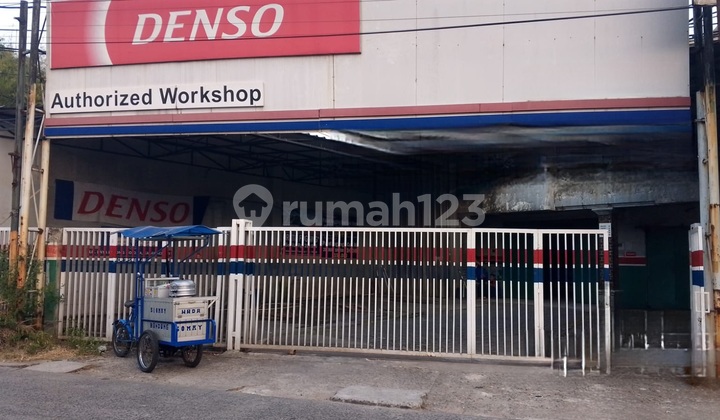 For Sale Strategic Location Car Workshop Building Business Space