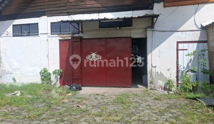For Rent. Warehouse Area Matraman Roadside Location