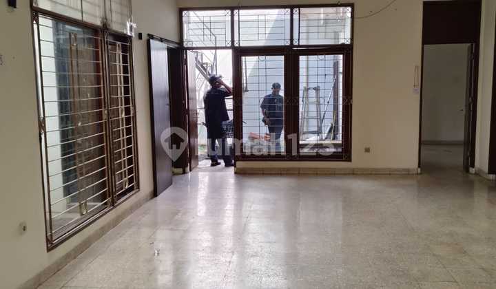 House for Rent in Sunrise Ready to Occupy