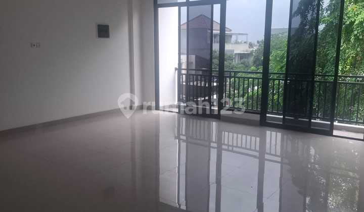 For Sale Brand New Shop House / Fresh New Kedoya Area