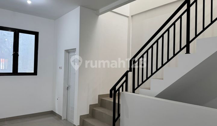 Dijual Ruko Area Jelambar Lokasi Strategis