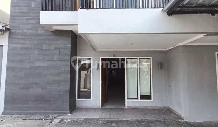 Disewakan Rumah Murah Luas Lokasi Strategis Area Pluit Jarang Ada
