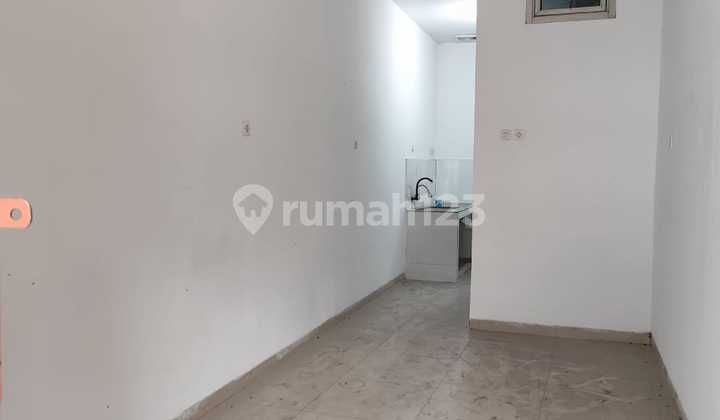 Disewakan Murah Ruko 2 Lantai 1/2Lokasi Pademangan Jarang Ada
