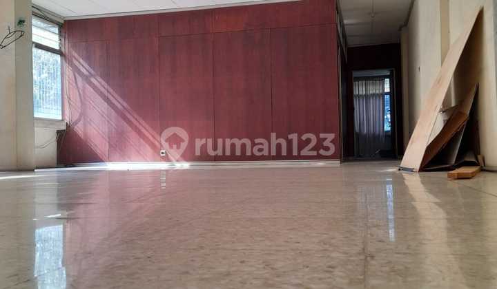 Dijual Ruko Pangeran Jayakarta Lokasi Bagus dan Menguntungkan untuk Usaha