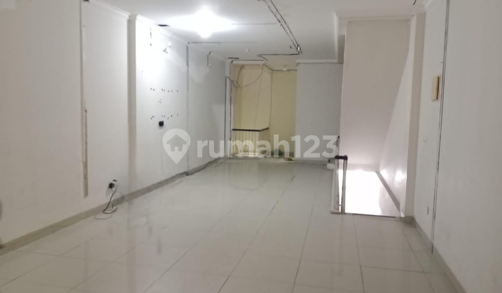 For Sale Fast Shop House Greenlake City Tangerang 2