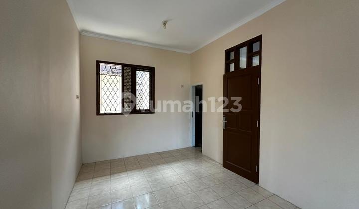 Nice Rented Semi-Furnished Galaxy House, Bekasi 2