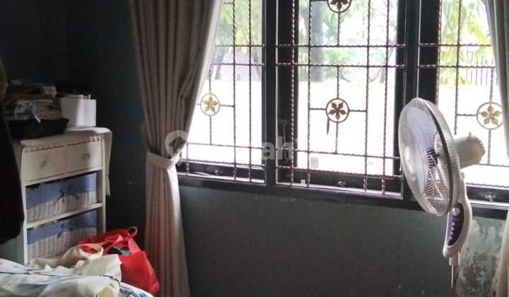 Flood Free, House, SHM, Close to Shopping Center 2