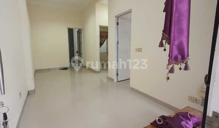 House, Freehold Certificate, Flood-Free Cluster Galaxy 2