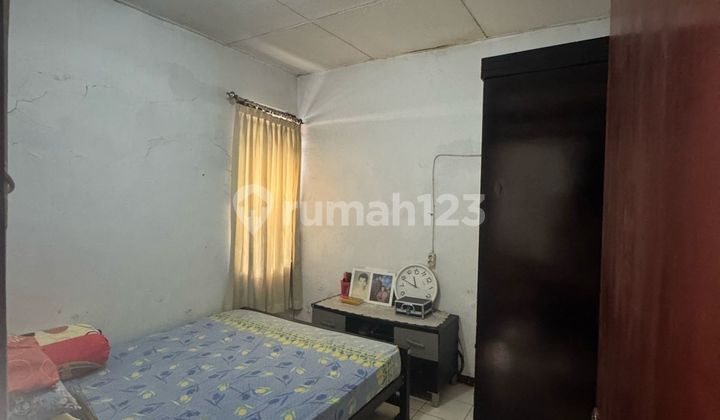 Rumah Butuh Renovasi Total Unfurnished SHM Taman Galaxy, Bekasi 2