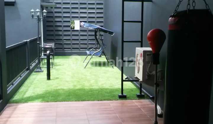 House, Freehold Title 2