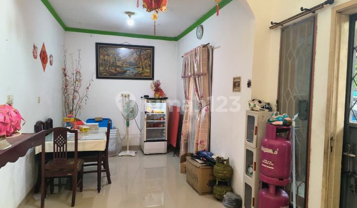 Rumh dijual 2 lantai SHM di Citra Raya Tangerang 2