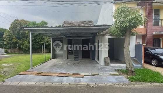 Chn- Ready-to-Occupy House for Rent in Citra Raya Tangerang 1