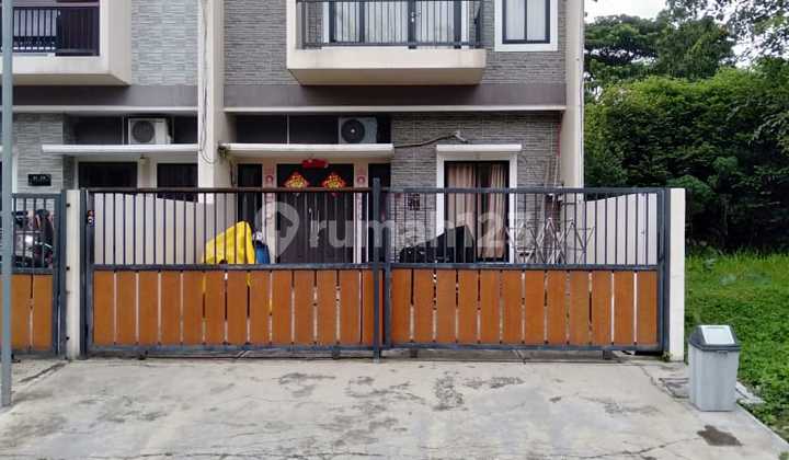 Sum - Ready-to-Occupy House for Rent in Citra Raya Tangerang 1