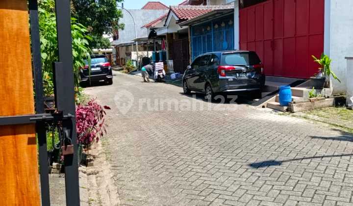 For sale, a 1.5-story ready-to-occupy house in Citra Raya, Tangerang - TW. 2