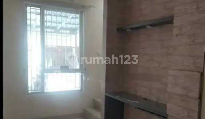 Rumah Bagus Semi Furnished SHM Cikupa Citra Raya, Tangerang 2