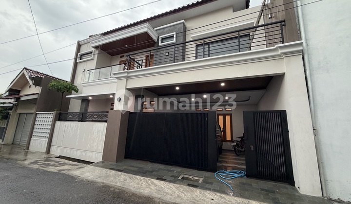 Rumah Mewah 2 Lt Baru Kualitas Istimewa Solo Kota