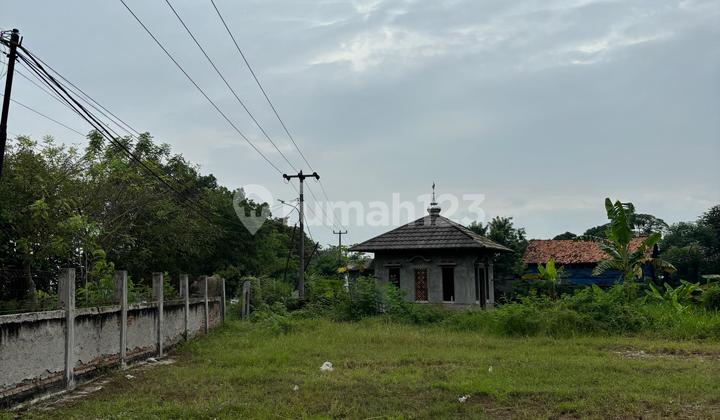 Land for Sale by the Roadside in Karawang, Suitable for Clusters, Factories, and Other Commercial Businesses.