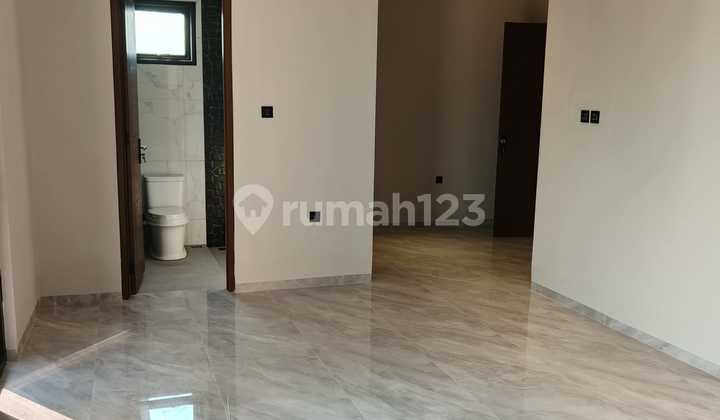 For Sale Luxury House Grand Pakuwon Cluster North Victoria 2