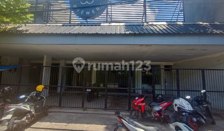 Disewakan Bangunan Komersial Eks Cafe di Nol Jalan Raya Undaan Surabaya Disewakan Bangunan Komersial Eks Cafe di Nol Jalan Raya Undaan Surabaya