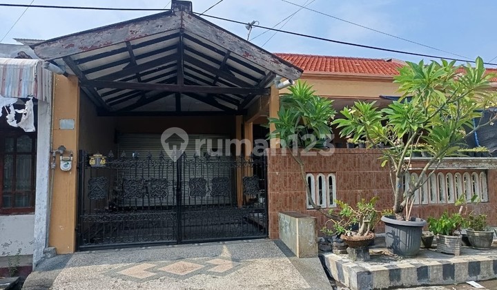 Dijual Rumah Besar Bratang Gede Surabaya Dijual Rumah Besar Bratang Gede Surabaya