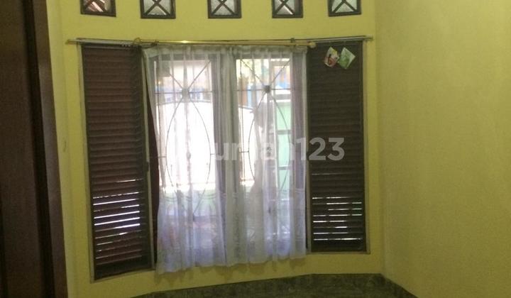 Dijual Rumah 2 Lantai Shm Lokasi Strategis Dijual Rumah 2 Lantai Shm Lokasi Strategis