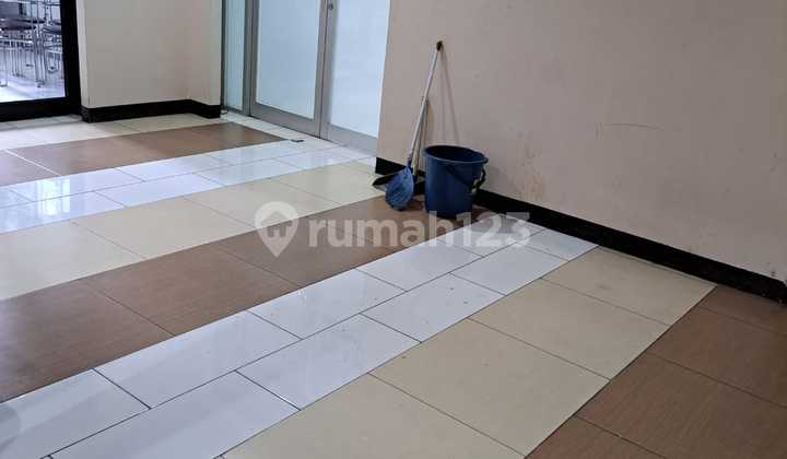 Warehouse and Kiosk Area in Menteng Square Apartment for Annual Rent Warehouse and Kiosk Area in Menteng Square Apartment for Annual Rent