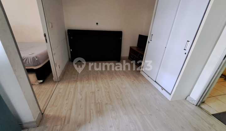 1 Bedroom Apartment in Menteng Square for Sale, Price Plummets Freely 2