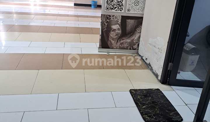 Warehouse and Kiosk Area in Menteng Square Apartment for Annual Rent Warehouse and Kiosk Area in Menteng Square Apartment for Annual Rent