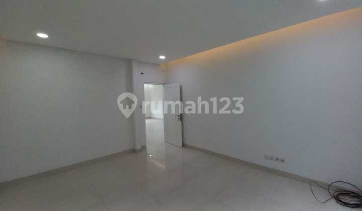 For Sale House in Taman Surya 2, West Jakarta 2
